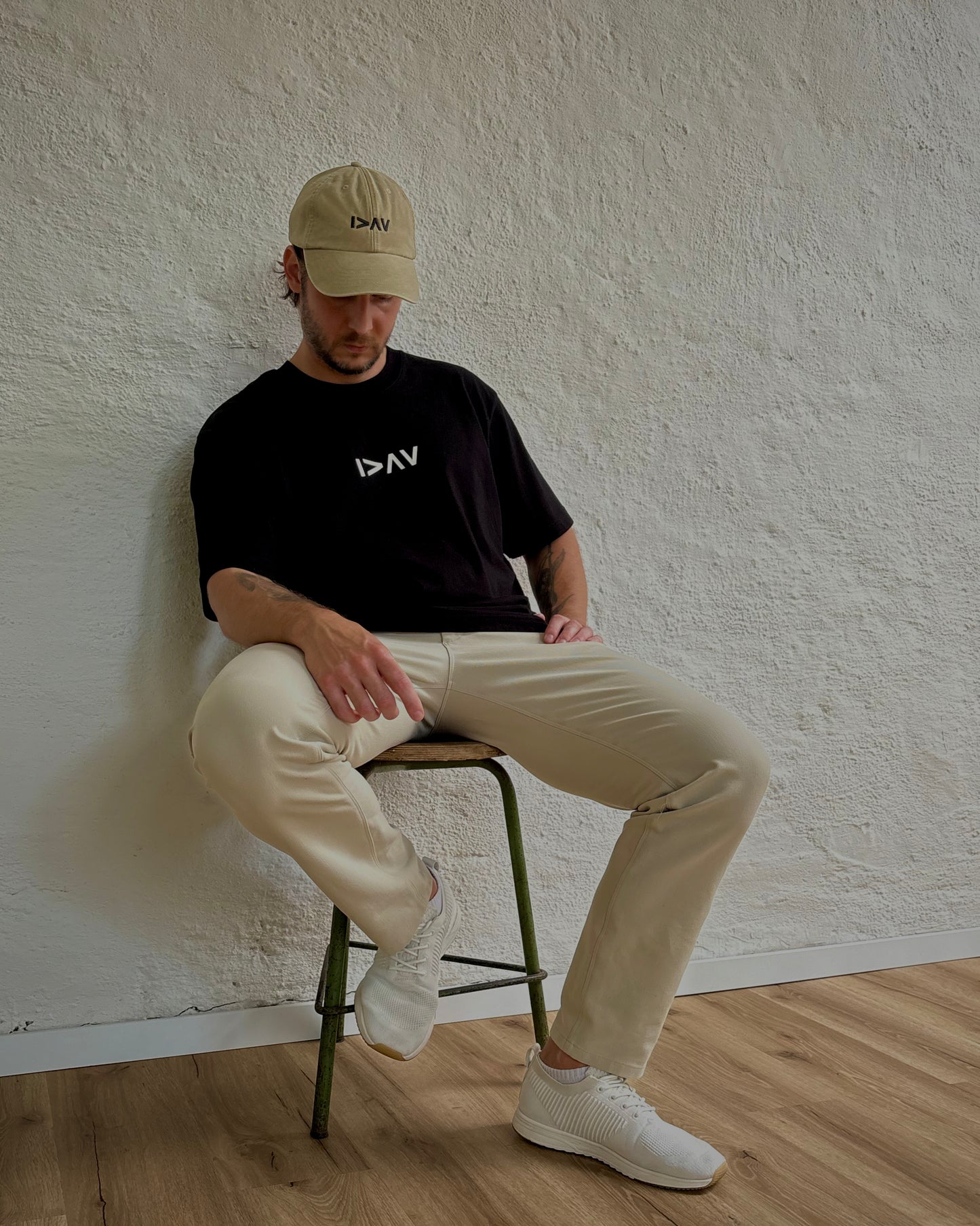 Basic Oversized Shirt (Unisex, 220 GSM)